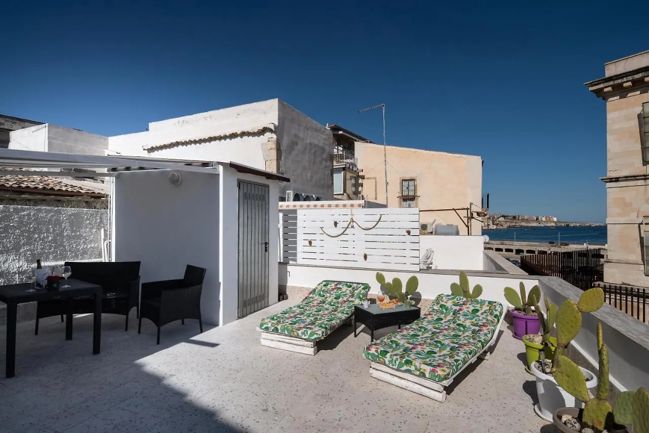 Aparthotel Ortigia Terrace Sea View Syrakus Italien
