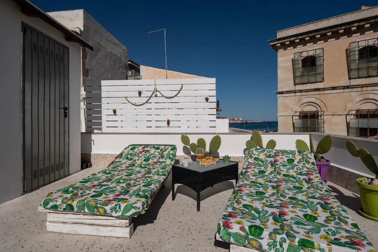 Ortigia Terrace Sea View Aparthotel Syracuse